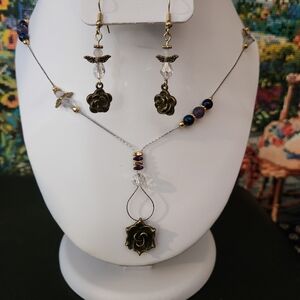 Elegant Gold and Purple Rose Jewelry Set